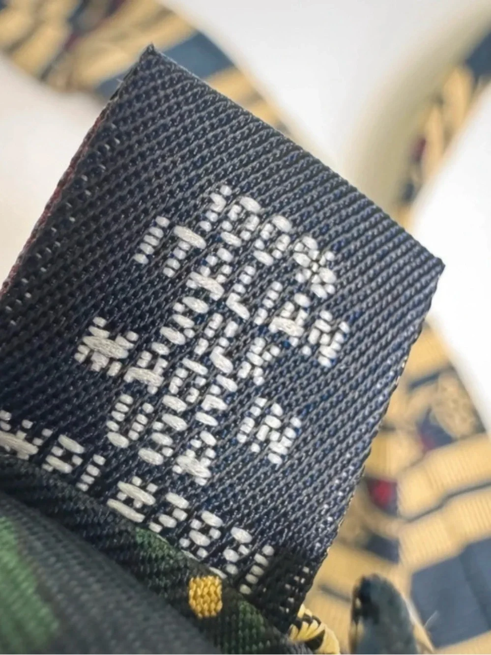 Vintage Tommy Hilfiger 100% Silk Necktie Navy Gold Stripe Crest Logo Classic Tie
